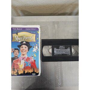 Mary Poppins (VHS, 1997, Clam Shell Special Edition) Disney Movie